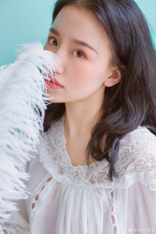 《漂亮的女邻居》